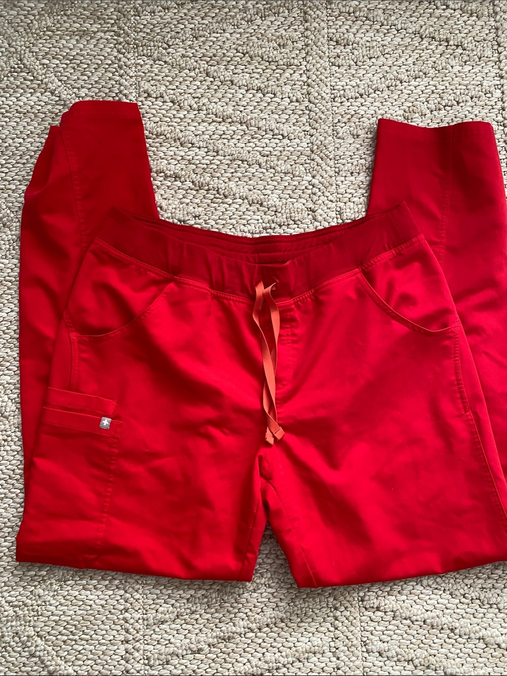 Figs Red Drawstring Kade Scrub Pants size L-tall